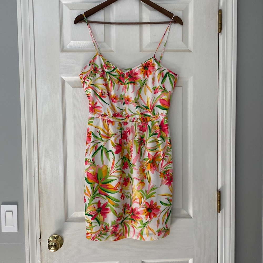 Jcrew tropical dress, size 8. Lightweight. Worn 1-2x. Like new.